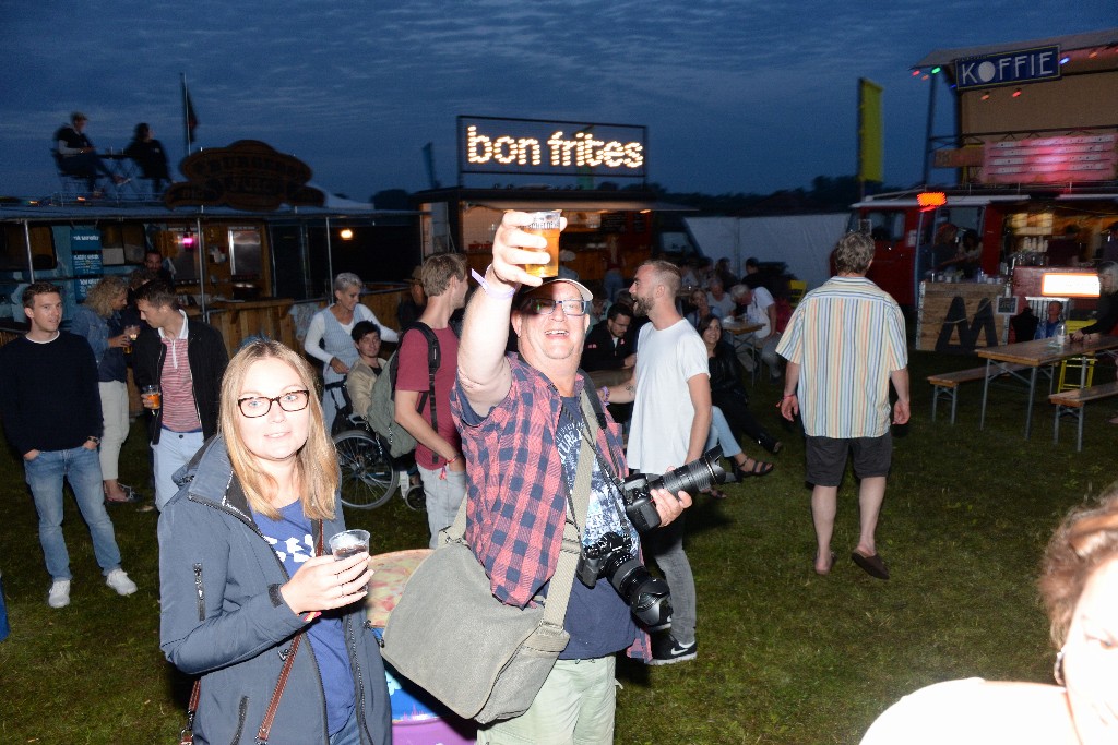 ../Images/Vrijdag Loungefest 2017 166.jpg